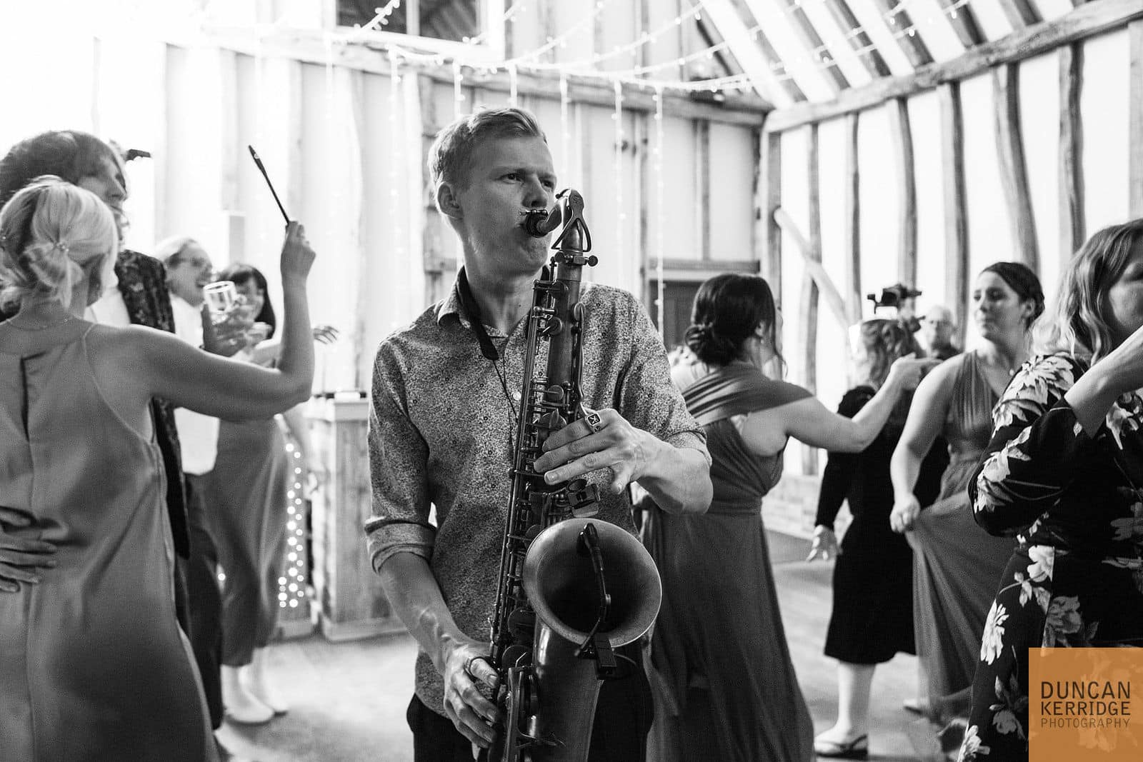 BEST WEDDING DJ AND SAX DUO