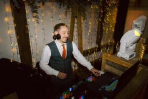 DJ SAMUEL HANN WEDDING DJ HIRE ESSEX